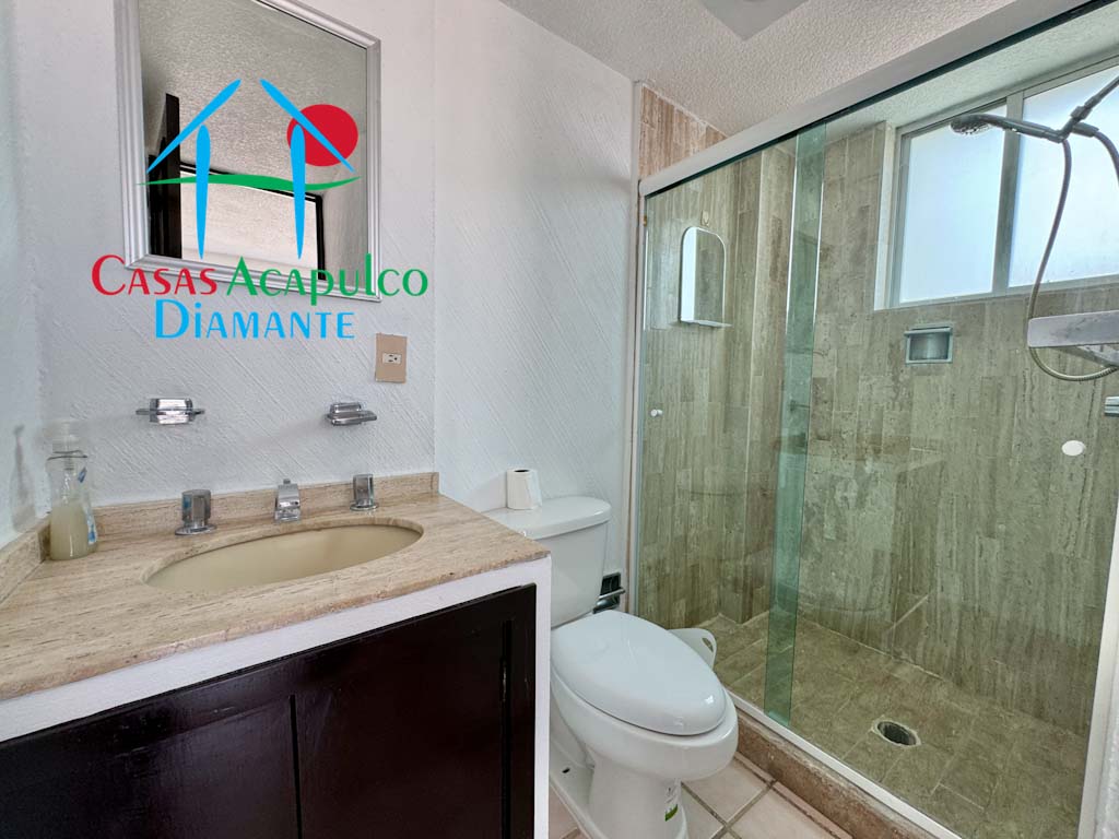 Sol y Mar B 1201 - Recámara uno 4